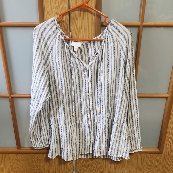 J. Jill Boho White, Black, Grey, Pattern Button Up Long Sleeve Top - Picture 1 of 10
